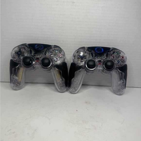 Two Wireless Sony PS2 PlayStation  Controller Pelican Chameleon - Picture 3 of 8